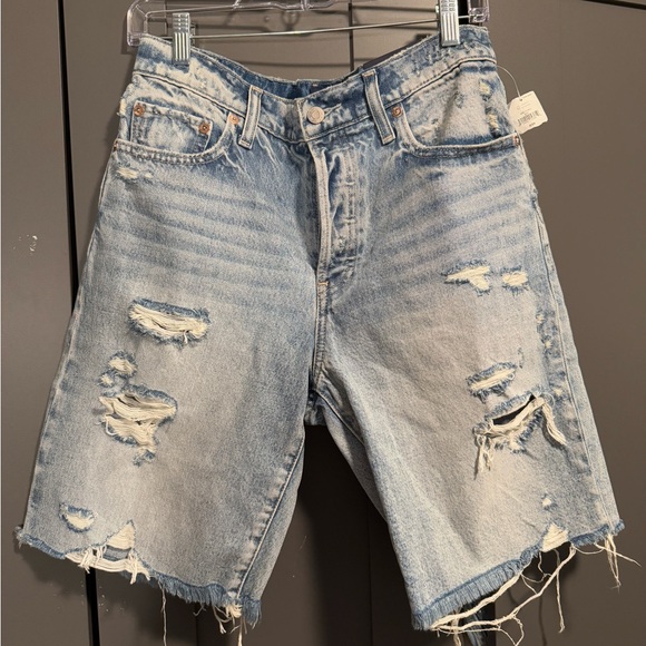 NWT GAP Bermuda shorts - Size 6 - Picture 1 of 4